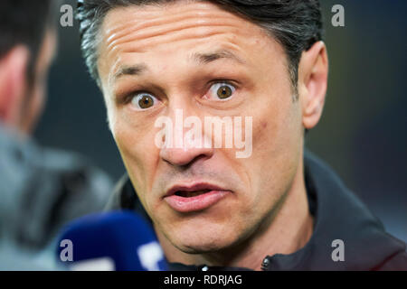 Sinsheim, Deutschland. 18 Jan, 2019. headcoach Niko Kovac (FCB), Team Manager, Trainer, halbe Größe, Porträt, 1899 HOFFENHEIM - FC BAYERN MÜNCHEN - DFL-Bestimmungen verbieten die Verwendung von Fotografien als BILDSEQUENZEN und/oder quasi-VIDEO - 1. Deutschen Fußball-Bundesliga in Sinsheim, Deutschland, Januar 18, 2019 Saison 2018/2019, Spieltag 18, FCB, München, Quelle: Peter Schatz/Alamy leben Nachrichten Stockfoto