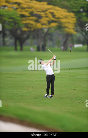 Singapur. 19. Jan 2019. Ryo Ishikawa (JPN), Jan 19, 2019-Golf: spielt einen Schuß auf dem 18 Loch, während der Runde 2 Tag 3 des SMBC Singapore Open 2019 Credit: haruhiko Otsuka/LBA/Alamy leben Nachrichten Stockfoto