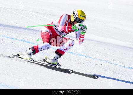 Cortina d'Ampezzo, Italien. Jan, 2019 18. Cornelia Huetter Österreichs in Aktion während der Abfahrt der Audi FIS Alpine Ski World Cup Frauen am Januar 18, 2019 in Cortina d'Ampezzo Italien. Credit: Rok Rakun/Pacific Press/Alamy leben Nachrichten Stockfoto