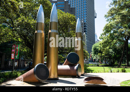 23. Dezember 2018, Sydney Australien: Yininmadyemi Aborigines Kriegerdenkmal in der Mitte der Hyde Park in Sydney, NSW Australien Stockfoto