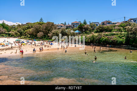 24. Dezember 2018, Clovelly Sydney Australien: Blick auf Clovelly beach voll von Menschen, die in Sydney, NSW Australien Stockfoto