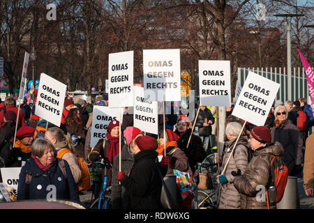 Berlin, Deutschland - Januar 19, 2019: Demonstration "Wir haben es satt", gegen die deutsche und die EU-Agrarpolitik und für nachhaltige Landwirtschaft i Stockfoto