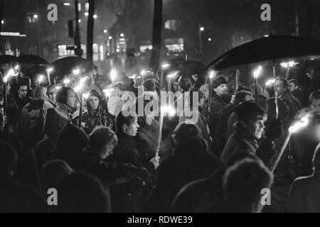 Anti Amerikaanse demonstratie in Amsterdam, Bestanddeelnr 921-1003. Stockfoto