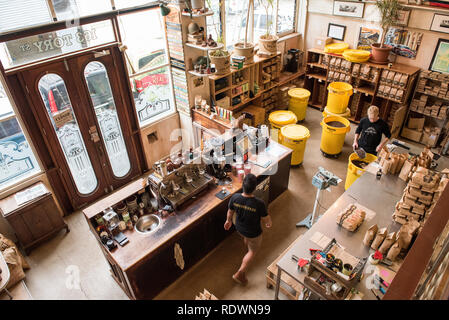 Havanna/Werke ist eine Rösterei, Shop und Café im Zentrum von Wellington entfernt. Adresse: 163 Tory St, Te Aro, Wellington 6011, Neuseeland Stockfoto