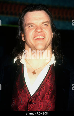 LOS ANGELES, Ca - 2. Oktober: Sänger Meat Loaf, aka Michael Lee Aday nimmt NBC taping von '70er Feier: Der Beat ist Zurück" am 2. Oktober 1993 im Wiltern Theater in Los Angeles, Kalifornien. Foto von Barry King/Alamy Stock Foto Stockfoto