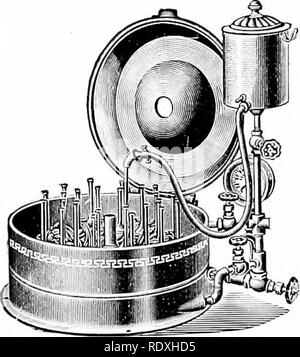 . Die Herstellung von Käse, Cheddar, Schweizer, Ziegel, Limburger, Edamer, Cottage, etc.. Käse. - Â Â Â Â Â Â Â Â-y. Abb. 8. âThe erste Babcock Tester gemacht Abb. 10. âA modernen Dampfturbine Tester.. Bitte beachten Sie, dass diese Bilder sind von der gescannten Seite Bilder, die digital für die Lesbarkeit verbessert haben mögen - Färbung und Aussehen dieser Abbildungen können nicht perfekt dem Original ähneln. extrahiert. Decker, John Wright, d. 1907; Woll, W. (Fritz Wilhelm), 1865 -. Madison, Wis., Mendota Buch Co. Stockfoto