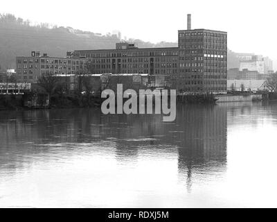 Armstrong Cork Firmengebäude, 2015-03-25, 01 bw. Stockfoto