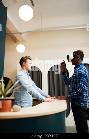 Die virtuelle Präsentation Stockfoto