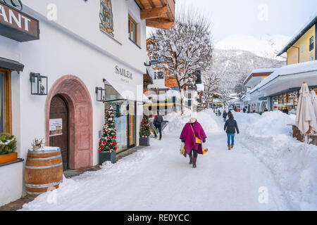 SEEFELD, Österreich - Januar 07, 2019: Seefeld in Tirol ist ein wichtiges touristisches Resort und ein beliebter Platz für Snow Sport, particularl Stockfoto