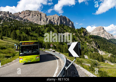 Südtirol, Trentino, Italien, Bergpanorama am Grödner Joch, Mountain Pass in den Südtiroler Dolomiten, Mountain pass SS 243, Stockfoto