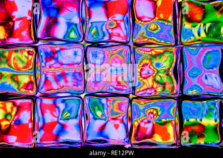 Bunte Bild durch quadratische Blöcke verzerrt Stockfoto
