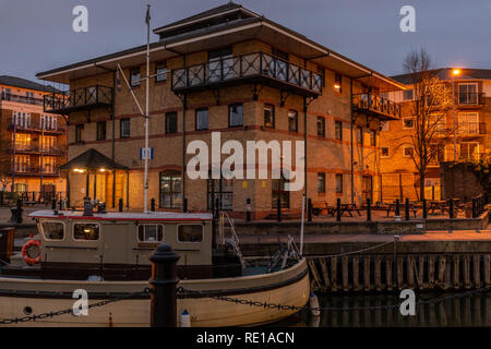 Die Cruising Association HQ Gebäude in Limehouse Marina, East London Stockfoto