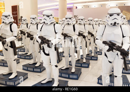 Dubai, Vereinigte Arabische Emirate - Januar 07, 2019: stormtrooper Star Wars Figuren in der Dubai Mall Stockfoto