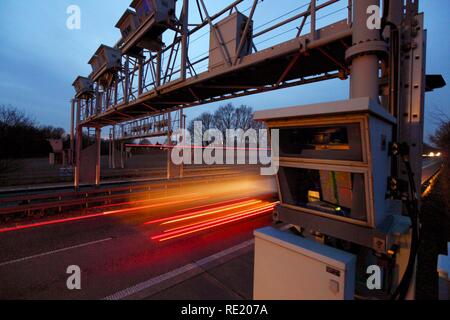 Tollgate, Autobahnmaut Erhebung, der deutschen Autobahn A 3 in der Nähe von Hamminkeln, Niederrhein, Nordrhein-Westfalen Stockfoto