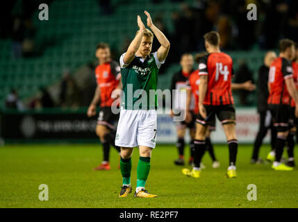 Edinburgh, Midlothian, Großbritannien. 19.01.2019. Bild zeigt: links Hibs" Mittelfeldspieler, Daryl Horgan, würdigt die Home Support nach seiner Seite die Highlanders durch 4-0 Beat als Hibs spielen Wirt nach Elgin City in der vierten Runde des schottischen Schale an der Easter Road Stadium, Edinburgh Credit: Alamy/Ian Jacobs Credit: Ian Jacobs/Alamy leben Nachrichten Stockfoto