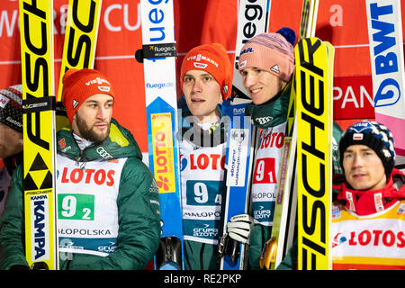 Zakopane, Polen. 19. Januar 2019. Die deutschen Skispringer Team in Podium wie nehmen sie den ersten Platz im Team HS-134 Wettbewerb für FIS Skisprung Weltcup am 19. Januar 2019, in Zakopane, Polen. Credit: Diogo Baptista/Alamy leben Nachrichten Stockfoto
