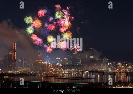 Seoul Fireworks Festival in Han River. Stockfoto