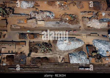 Duisport, Hafen und Logistik Zentrum, Ruhrort Binnenhafen am Rhein, Sortierung von Metallen in einem Recycling-unternehmen Stockfoto