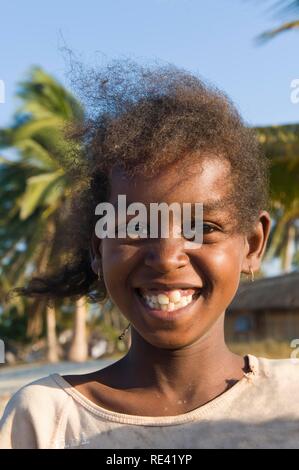 Mädchen von einem Fischerdorf, Morondava, Madagaskar, Afrika Stockfoto