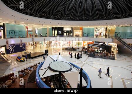 Marina Mall, Shopping Mall, Dubai Marina Yacht Club, Distrikt im Süden von Dubai, Vereinigte Arabische Emirate, Naher Osten Stockfoto