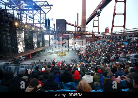 Generalprobe der Kick-off-Veranstaltung für die Kulturhauptstadt 2010, Kokerei Zollverein Kokerei, ein Teil der Zeche Stockfoto