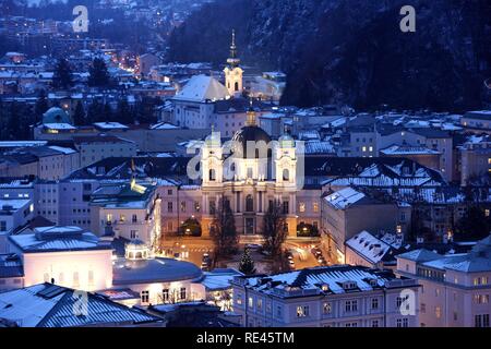 Dreifaltigkeitskirche Dreifaltigkeitskirche auf Markatplatz Square, Salzburg, Österreich, Europa Stockfoto