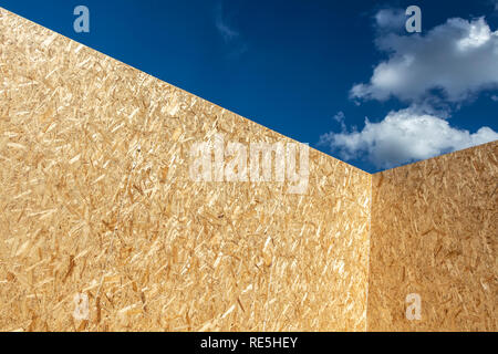 Bau eines Holzhauses von SIP-panels. Stockfoto