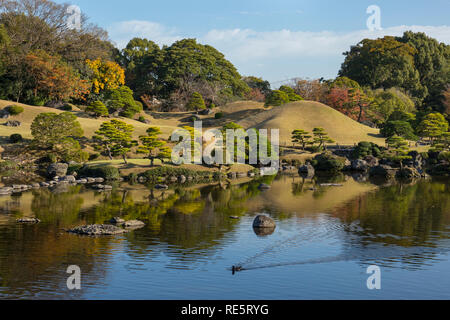 Kumamoto, Japan - 11 November, 2018: suizenji Garten Suizenji Jōjuen, ist ein geräumiges japanischem Landschaftsgarten in Kumamoto. Stockfoto