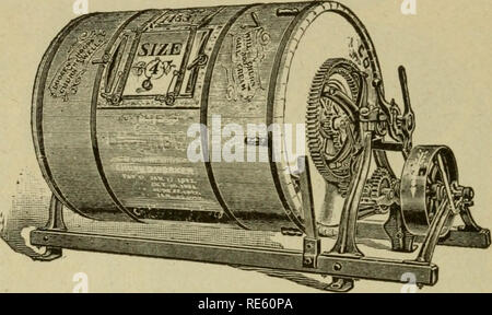 . Creamery Butter. Butter. 101 CREAMERY BUTTER AUS DER kombinierten Kannen haben zu einem großen Teil ersetzen. Die alte Kiste und Faß Styles wegen der vielen Vorteile, die sie in den letzteren besitzen. Die wichtigsten Vorteile können wie folgt beschrieben werden:. Schwein. 26. - Disbrow kombiniert Kundenabwanderung und Butter Arbeiter. 1. Sie weniger Platz belegen. 2. Erfordern weniger Belting und weniger Riemenscheiben. 3. Die kündigungsrate kann geschlossen gehalten werden während der Arbeit, der die warme Luft und fliegt im Sommer. 4. Die Butter kann mit wesentlich weniger Arbeit gemacht werden. Ein paar Nachteile könnten wie die größere erwähnt werden Stockfoto