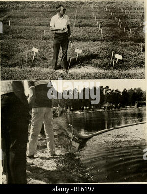 . Preiselbeeren;: die nationalen cranberry Magazin. Preiselbeeren. TOP: Dr. Allan W. Stretch, USDA Anlage Pathologe, und seine Fungizid test Die CranBoom, ein neues Gerät für corralling Cranberries, wurde gezeigt, Fotos von Elizabeth Zimmermann) Zugriffe hat schließlich zwischen der Abteilung der Parks und der Forstwirtschaft der N.J. etabliert Abteilung des Umweltschutzes und der NJDA. Die Erstanträge für die Entwicklung von Parzellen der staatseigenen Pinelands für die Cranberry oder kulturheidelbeere JAHRESTAGUNG. . (Fortsetzung von Seite 4) Vandalismus und Schuldopfer. Betsy Zimmermann, Abteilung der ländlichen resourc Stockfoto