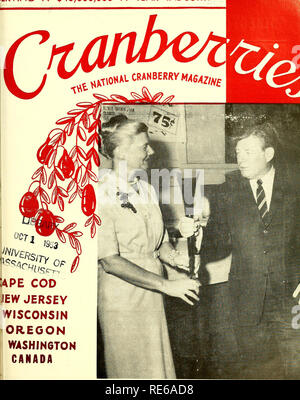 . Preiselbeeren;: die nationalen cranberry Magazin. Preiselbeeren. APE COD lEW JERSEY WISCONSIN OREGON WASHINGTON KANADA Arthur Godfrey, Fliegen in Cape Cranberryland, sieht ein wenig zweifelhaften eingeladen zu trinken" einen Garten von Cranberry Cocktail" von Miss Betty Buchan von Spray. (CRANBERRIES 1 40 Cent SEPTEMBER, 1963. Bitte beachten Sie, dass diese Bilder sind von der gescannten Seite Bilder, die digital für die Lesbarkeit verbessert haben mögen - Färbung und Aussehen dieser Abbildungen können nicht perfekt dem Original ähneln. extrahiert. Portland, CT [etc. ]: Taylor Pub. Co [etc. ] Stockfoto