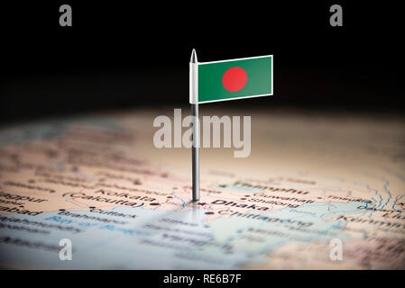 Bangladesch gekennzeichnet mit einem Fähnchen auf der Karte Stockfoto