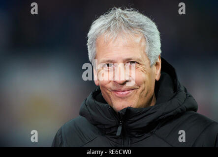 Leipzig, Deutschland. 19. Jan 2019. Lucien FAVRE, Koch-Trainer BVB in halber Größe, Porträt, RB LEIPZIG - BORUSSIA DORTMUND 0-1-DFL-Bestimmungen verbieten die Verwendung von Fotografien als BILDSEQUENZEN und/oder quasi-VIDEO - 1. Deutschen Fußball-Bundesliga, Leipzig, Deutschland, Januar 19, 2019 Saison 2018/2019, Spieltag 18, BVB, Red Bull, © Peter Schatz/Alamy leben Nachrichten Stockfoto