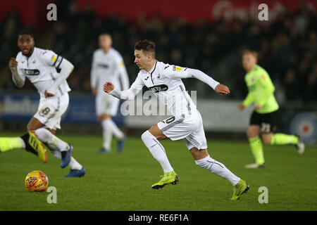 Wales, Großbritannien. 19. Jan 2019. Bersant Celina von Swansea City in Aktion. EFL Skybet Meisterschaft übereinstimmen, Swansea City v Sheffield United in der Liberty Stadium in Swansea, Südwales am Samstag, den 19. Januar 2019. Dieses Bild dürfen nur für redaktionelle Zwecke verwendet werden. Nur die redaktionelle Nutzung, eine Lizenz für die gewerbliche Nutzung erforderlich. Keine Verwendung in Wetten, Spiele oder einer einzelnen Verein/Liga/player Publikationen. pic von Andrew Obstgarten/Andrew Orchard sport Fotografie/Alamy leben Nachrichten Stockfoto