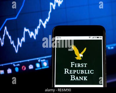 Kiew, Ukraine. Jan, 2019 20. Erste Republik Bank Logo gesehen auf einem Smartphone angezeigt. Quelle: Igor Golovniov/SOPA Images/ZUMA Draht/Alamy leben Nachrichten Stockfoto