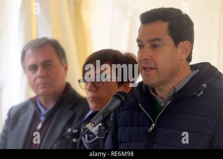 Malaga, Spanien. Jan, 2019 20. 19 enero 2019 El Presidente de la Junta de Andalucia visita las operaciones de Rescate de Julen en Totalan (Malaga) Blick auf die Bohrmaschine an der Stelle, wo ein 2-jähriger Junge sagte in einer Welle mehr als 100 Meter tief gefallen zu sein während des Spielens. In Totalan, am Sonntag, dem 20. Januar, 2019. Credit: CORDON Cordon Drücken Sie die Taste/Alamy leben Nachrichten Stockfoto