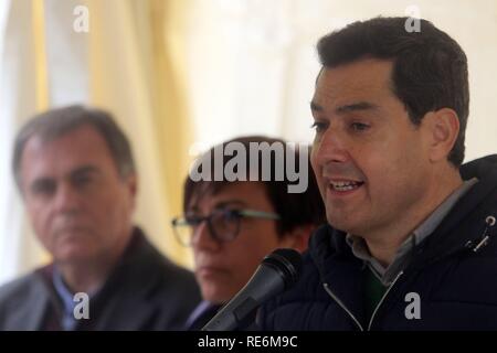 Malaga, Spanien. Jan, 2019 20. 19 enero 2019 El Presidente de la Junta de Andalucia visita las operaciones de Rescate de Julen en Totalan (Malaga) Blick auf die Bohrmaschine an der Stelle, wo ein 2-jähriger Junge sagte in einer Welle mehr als 100 Meter tief gefallen zu sein während des Spielens. In Totalan, am Sonntag, dem 20. Januar, 2019. Credit: CORDON Cordon Drücken Sie die Taste/Alamy leben Nachrichten Stockfoto