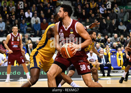 Turin, Italien. Jan, 2019 20. Mitchell Watt (Reyer Umana Venezia) während der lega BASKET SERIE A 2018/19 basketball Match zwischen FIAT AUXILIUM vs REYER UMANA VENEZIA TORINO PalaVela am 20 Januar, 2019 in Turin, Italien. Quelle: FABIO UDINE/Alamy leben Nachrichten Stockfoto