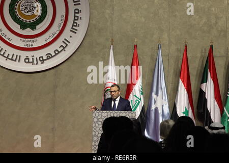 Beirut, Libanon. Jan, 2019 20. (190120) - Beirut, Jan. 20, 2019 (Xinhua) - Libanesische hausmeister Außenminister Tueni Bassil spricht bei einer Pressekonferenz nach der Arabischen Wirtschaftliche und Soziale Entwicklung Gipfel, in Beirut, Libanon, Jan. 20, 2019. Arabische Führer und Beamten am Sonntag forderte die internationale Gemeinschaft Nationen hosting syrische Flüchtlinge zu unterstützen und Maßnahmen ergreifen, um die Auswirkungen der Flüchtlingskrise zu minimieren. Der Anruf wurde in die Beiruter Erklärung ausgestellt wie die wirtschaftliche und soziale Entwicklung der arabischen Gipfel in der libanesischen Hauptstadt abgeschlossen. (Xinhua/Li Liangyong) Quelle: Xinhua/Ala Stockfoto