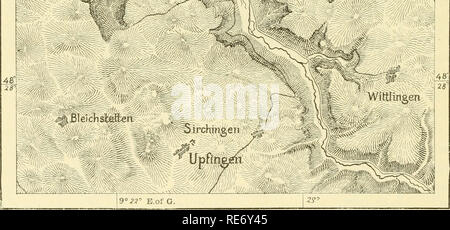 . Die Erde und ihre Bewohner... Geographie. Füße), dem Stammsitz der regierenden Familie der Prussiaand Deutschland; eine weitere Bohrung auf seinem Gipfel der stolzen Burg der Hohenstaufen (2.240 m). Die Schwäbische Alb ist durchaus als HÖHLENARTIGE wie der von Frankreich, und die Knochen von Bären und andere Tiere, die heute ausgestorben sind in ihre Aussparungen gefunden worden. Enge Schluchten oder Spalten, die die Hochebene in verschiedene Abschnitte unterteilt, gibt es zuhauf. Die Schlucht der Brigach, einem der Kopf-Streams von der Donau, schneidet also in zwei der Hochebene der Baar. Die Schlucht des Fils, einem wohlhabenden der Neckar. Bitte beachten Sie, dass Stockfoto