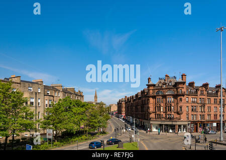 Glasgow, Schottland - Mai 19, 2018: Blick Richtung Norden auf der Kreuzung der Wälder und die Saint George's Road am 19. Mai 2018 in Glasgow, Schottland Stockfoto