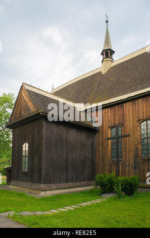 Der historische St. Bartholomäus Kirche in Nowa Huta, Krakau. Diese gotische Kirche eine dreischiffige Körper und Termine von 1466 Stockfoto