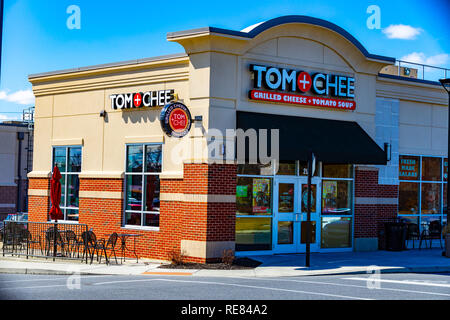 Lancaster, PA, USA - 5. März 2018: Tom und Chee ist eine US-amerikanische Fast Food, zwangloses Restaurant, die auf den TV Shark Tank mit 15 Standorten gekennzeichnet wurde. Stockfoto