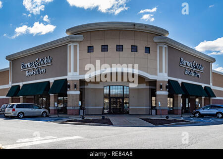 Lancaster, PA, USA - 5. März 2018: Barnes & Noble ist ein großer Buchhändler mit über 630 Stores in allen 50 Staaten der USA. Stockfoto