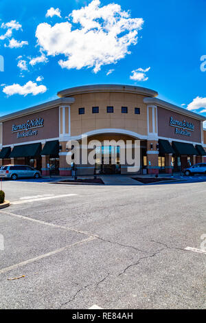 Lancaster, PA, USA - 5. März 2018: Barnes & Noble ist ein großer Buchhändler mit über 630 Stores in allen 50 Staaten der USA. Stockfoto