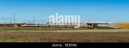 Am 17. Januar 2019 eine Klasse 800 Azuma nach Süden an Offord Cluny, Cambridgeshire mit einem Test/Training Service für London Kings Cross Stockfoto