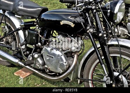 Vincent Comet 500cc Motorrad an die Anglesey Oldtimer Rallye, Anglesey, North Wales, UK, Mai 2010 Stockfoto