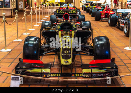 FONTVIEILLE, MONACO - Jun 2017: black LOTUS E21 Renault F1 2013 in Monaco Top Cars Collection Museum. Stockfoto