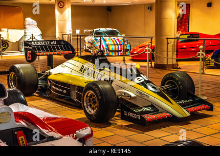 FONTVIEILLE, MONACO - Jun 2017: gelb Renault FORMEL 1 F1 in Monaco Top Cars Collection Museum. Stockfoto