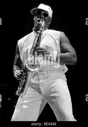 E-Street Band Clarence Clemons führt in Dallas, TX USA 1985 Foto von Bill belknap Stockfoto